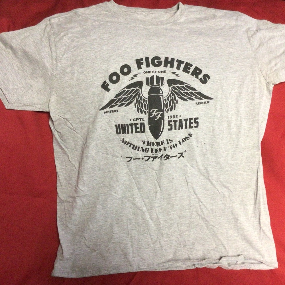 2011 FOO FIGHTERS tshirt